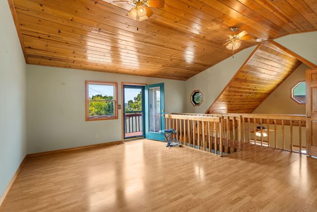 200 Big Bear Boulevard, Hollister, MO 65672