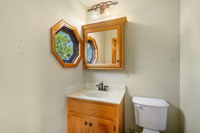 200 Big Bear Boulevard, Hollister, MO 65672