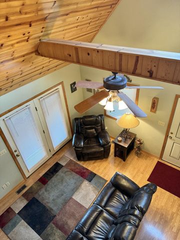 200 Big Bear Boulevard, Hollister, MO 65672