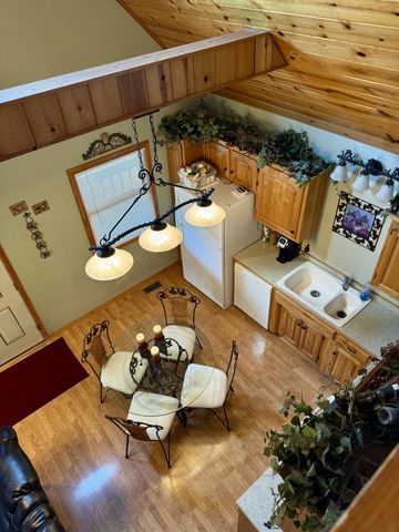 200 Big Bear Boulevard, Hollister, MO 65672