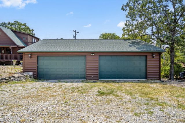 200 Big Bear Boulevard, Hollister, MO 65672