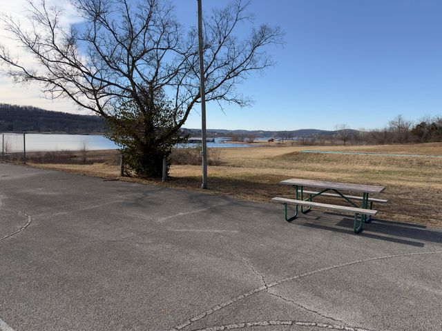 200 Big Bear Boulevard, Hollister, MO 65672