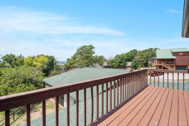 200 Big Bear Boulevard, Hollister, MO 65672