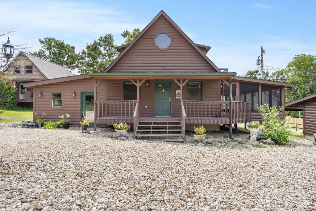200 Big Bear Boulevard, Hollister, MO 65672