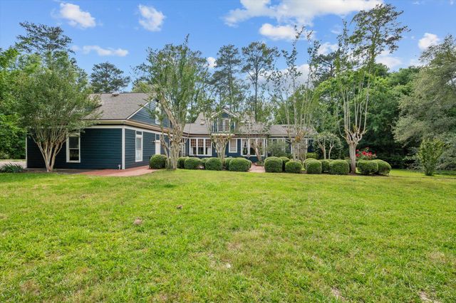 1335 Broad St., Columbia, MS 39429