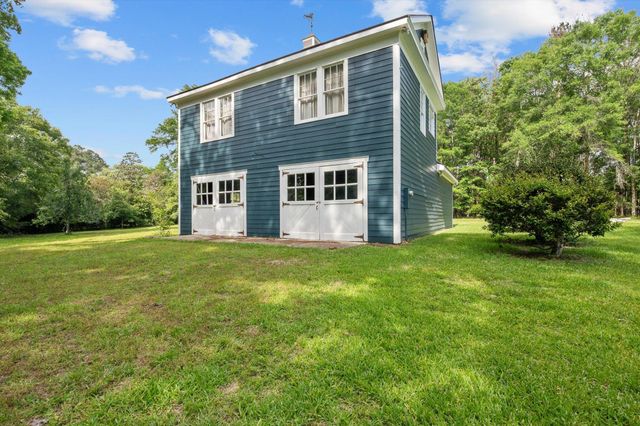 1335 Broad St., Columbia, MS 39429