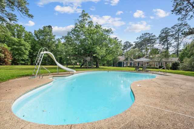 1335 Broad St., Columbia, MS 39429