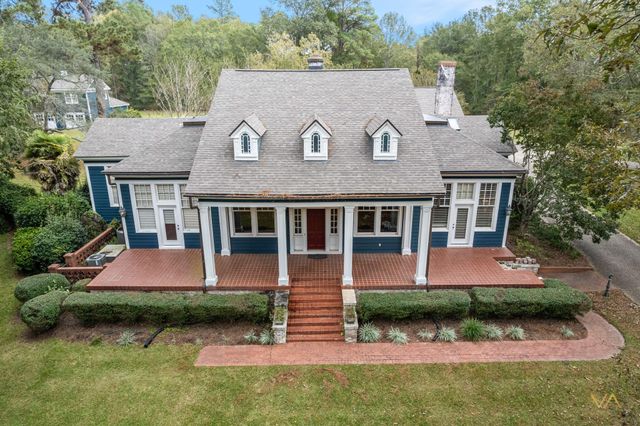 1335 Broad St., Columbia, MS 39429