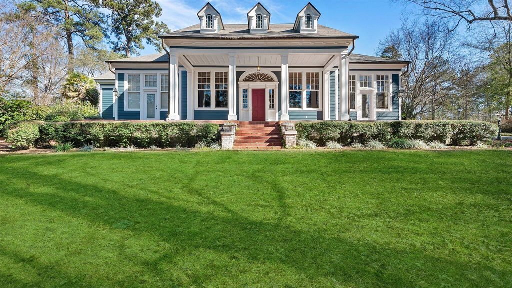 1335 Broad St., Columbia, MS 39429