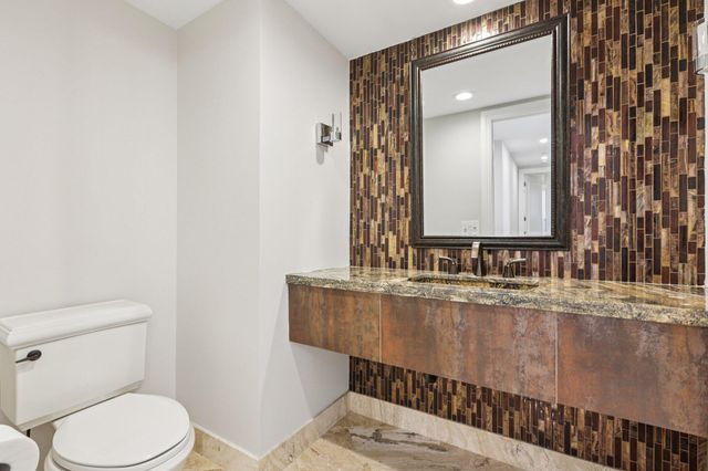 2640 Lake Shore Drive 1510, Riviera Beach, FL 33404