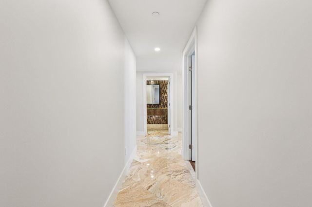 2640 Lake Shore Drive 1510, Riviera Beach, FL 33404