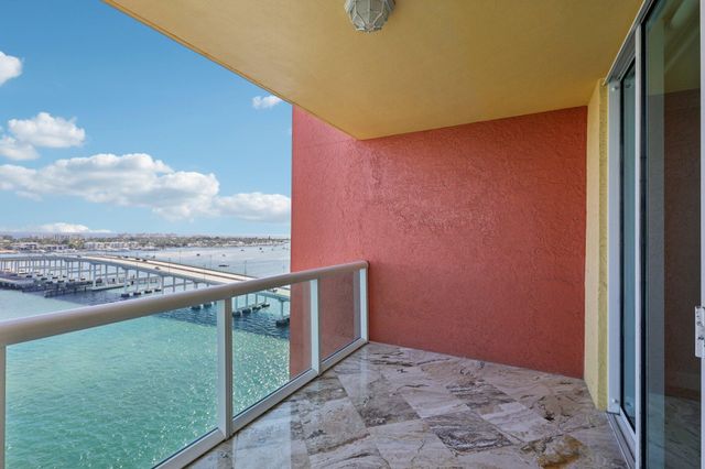 2640 Lake Shore Drive 1510, Riviera Beach, FL 33404