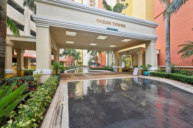 2640 Lake Shore Drive 1510, Riviera Beach, FL 33404