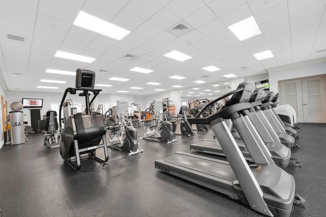 2640 Lake Shore Drive 1510, Riviera Beach, FL 33404