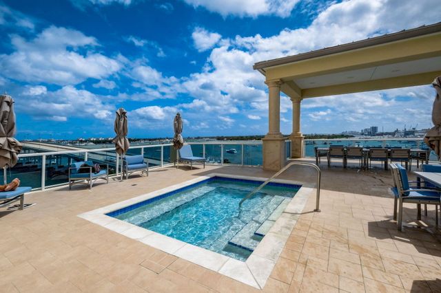 2640 Lake Shore Drive 1510, Riviera Beach, FL 33404