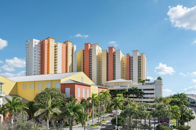 2640 Lake Shore Drive 1510, Riviera Beach, FL 33404