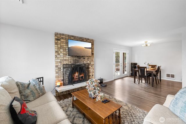 1507 S B Street, Port Angeles, WA 98363