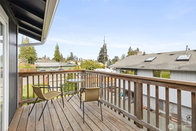 1507 S B Street, Port Angeles, WA 98363