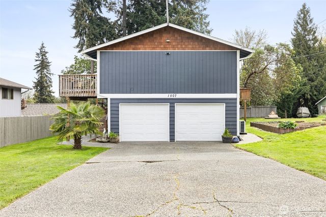 1507 S B Street, Port Angeles, WA 98363