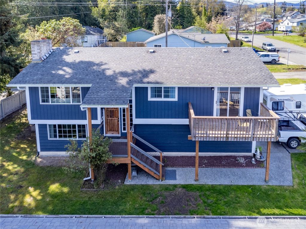 1507 S B Street, Port Angeles, WA 98363