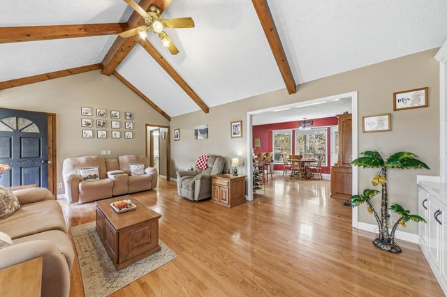 2862 Hillcrest Dr, Centerville, TN 37033