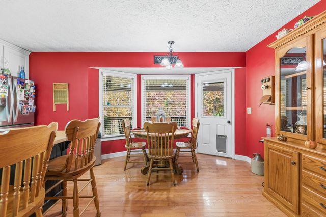 2862 Hillcrest Dr, Centerville, TN 37033