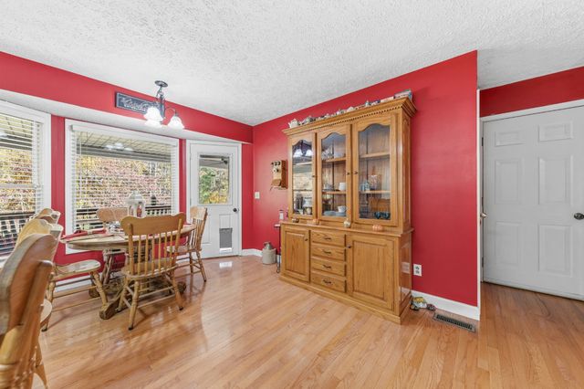 2862 Hillcrest Dr, Centerville, TN 37033