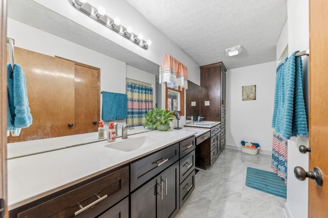 2862 Hillcrest Dr, Centerville, TN 37033