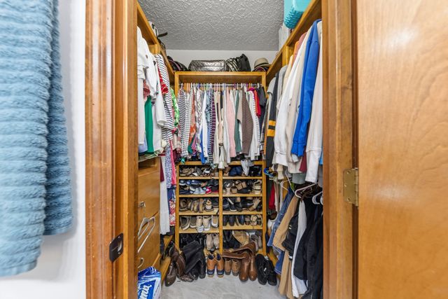 2862 Hillcrest Dr, Centerville, TN 37033