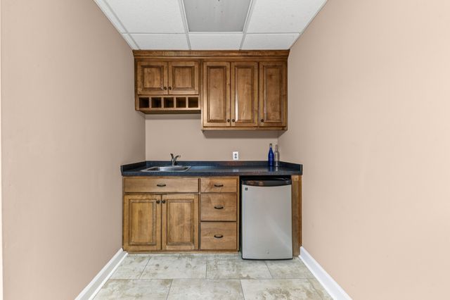 2862 Hillcrest Dr, Centerville, TN 37033