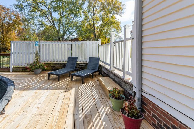 2862 Hillcrest Dr, Centerville, TN 37033