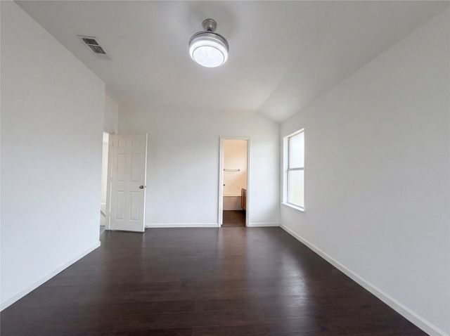 4515 Harpers Ferry Drive, Grand Prairie, TX 75052