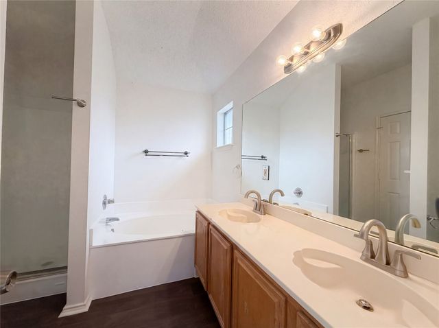 4515 Harpers Ferry Drive, Grand Prairie, TX 75052