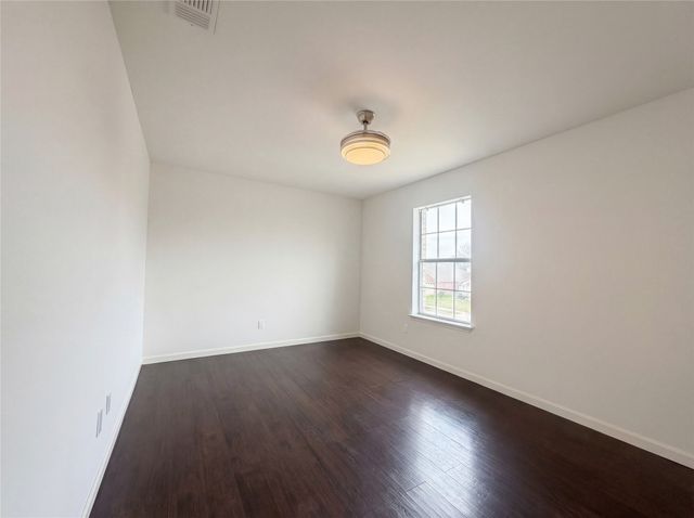 4515 Harpers Ferry Drive, Grand Prairie, TX 75052