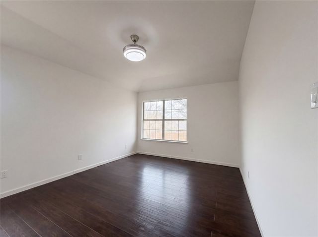 4515 Harpers Ferry Drive, Grand Prairie, TX 75052