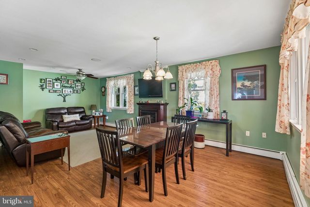 918 GRIFFITH ST, Philadelphia, PA 19111