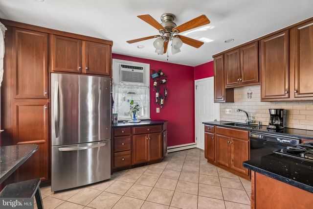 918 GRIFFITH ST, Philadelphia, PA 19111