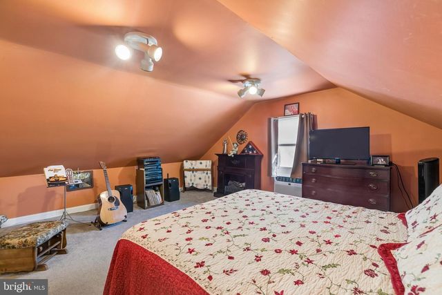 918 GRIFFITH ST, Philadelphia, PA 19111