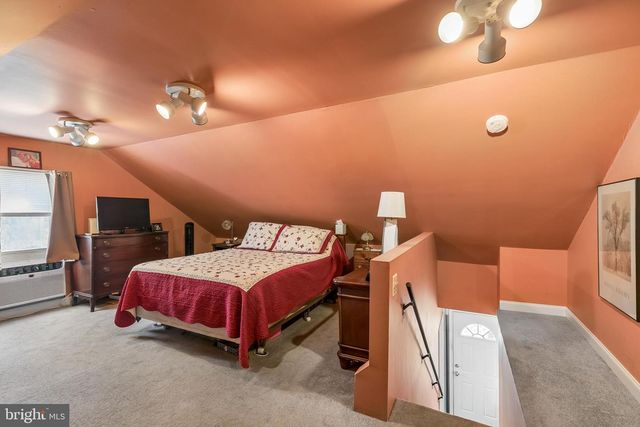 918 GRIFFITH ST, Philadelphia, PA 19111