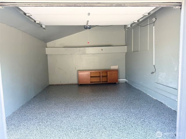 24807 107th Avenue SE, Kent, WA 98030