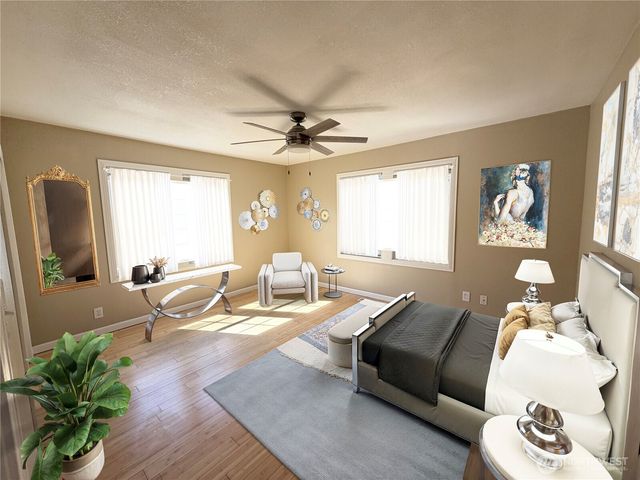 24807 107th Avenue SE, Kent, WA 98030