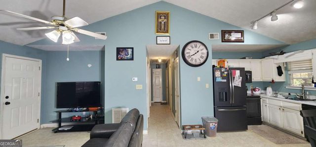 211 Brooks Lane, Winder, GA 30680