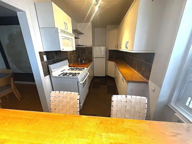 8115 35th Ave Apt 6G, New York City, NY 11372