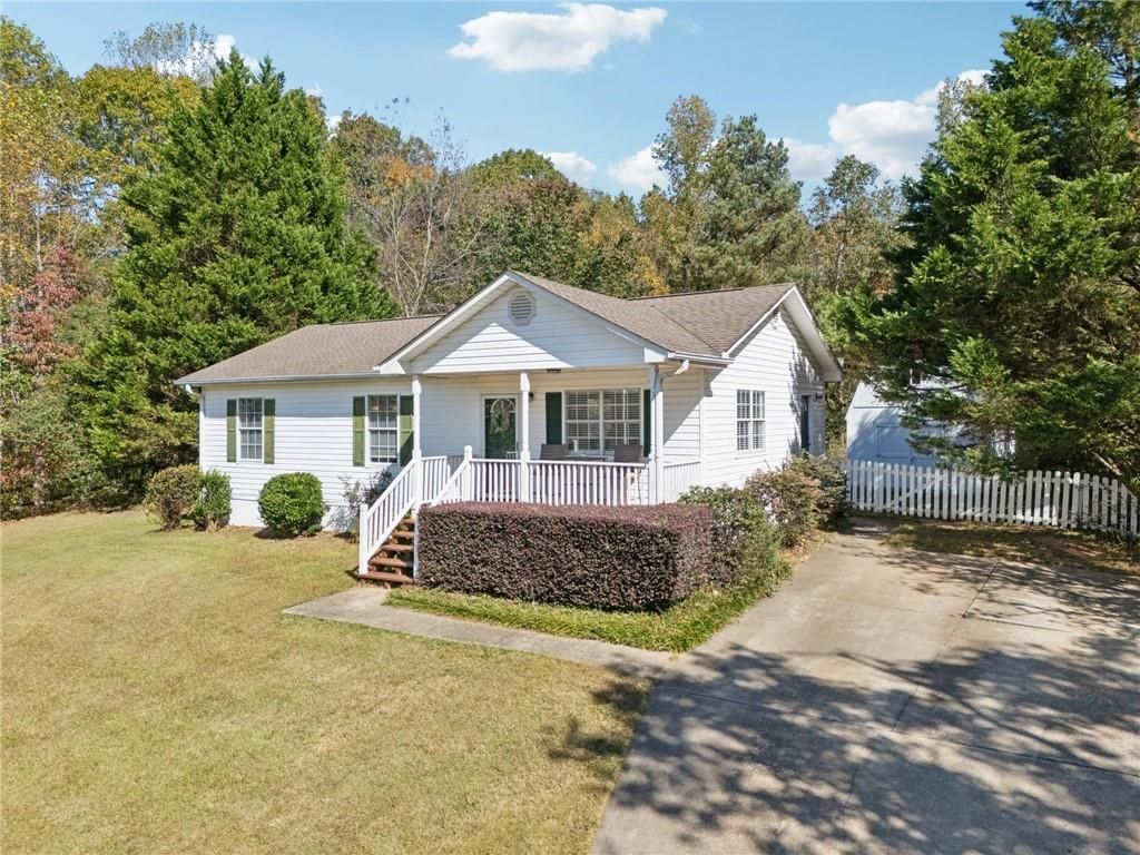 111 Dawson Trace, Dawsonville, GA 30534