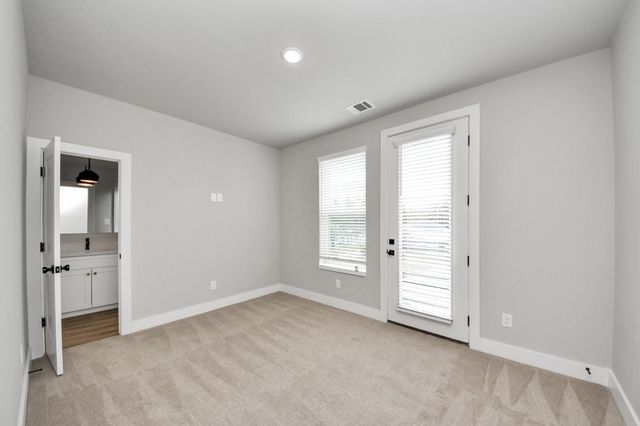 5811 Francis Oak Place, Houston, TX 77091