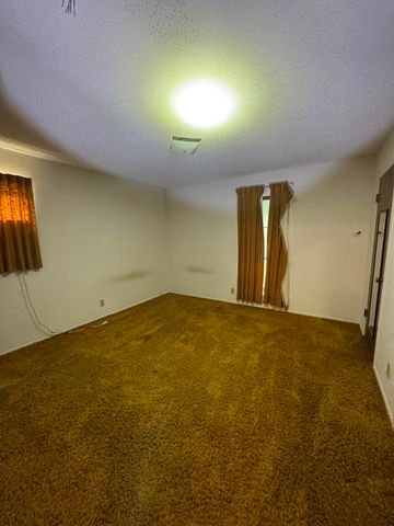 6637 Vega Drive, Fort Worth, TX 76133
