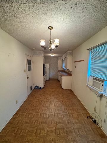 6637 Vega Drive, Fort Worth, TX 76133