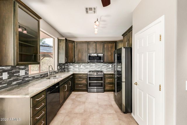 18365 W CAPISTRANO Avenue, Goodyear, AZ 85338