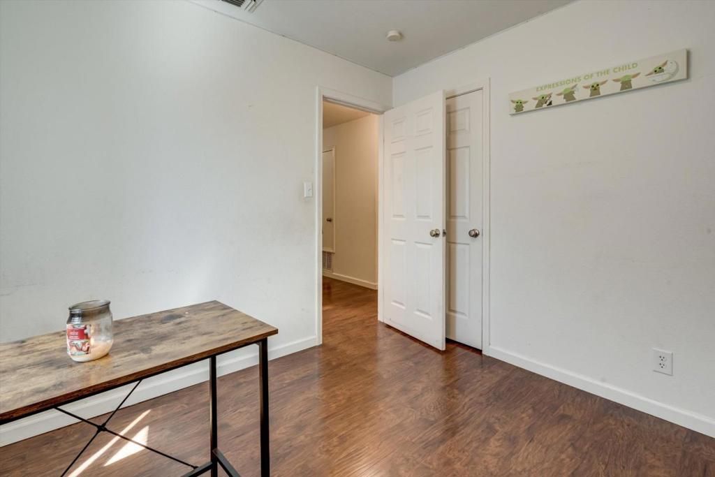 Image 11 of property listing at 523 Thomas Circle, Suisun City, CA 94585