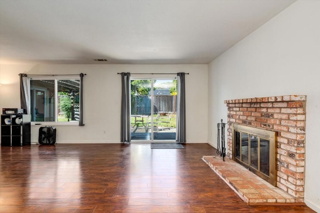 Image 6 of property listing at 523 Thomas Circle, Suisun City, CA 94585